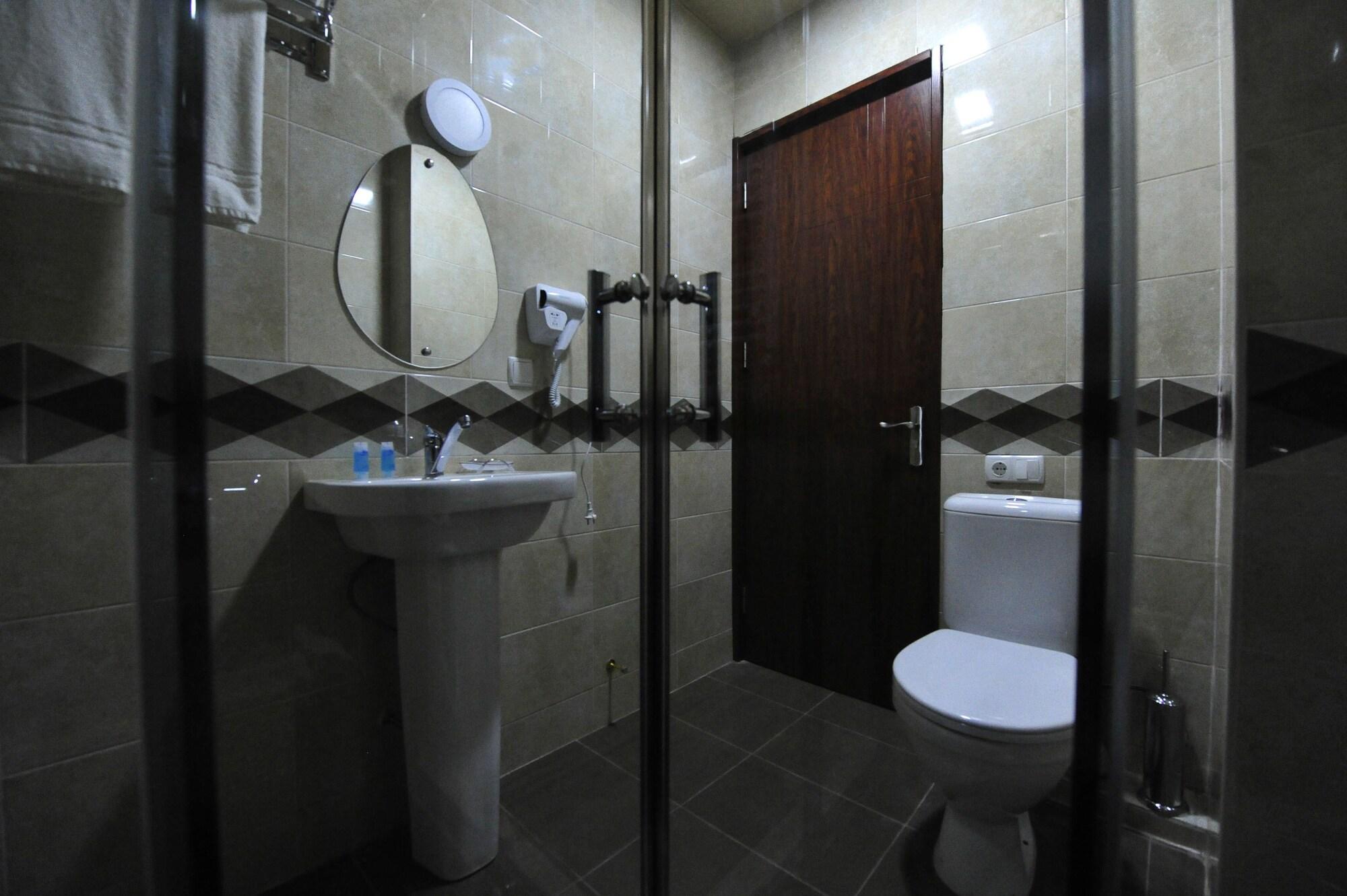 Rogalux Blue Hotel Tbilisi Buitenkant foto