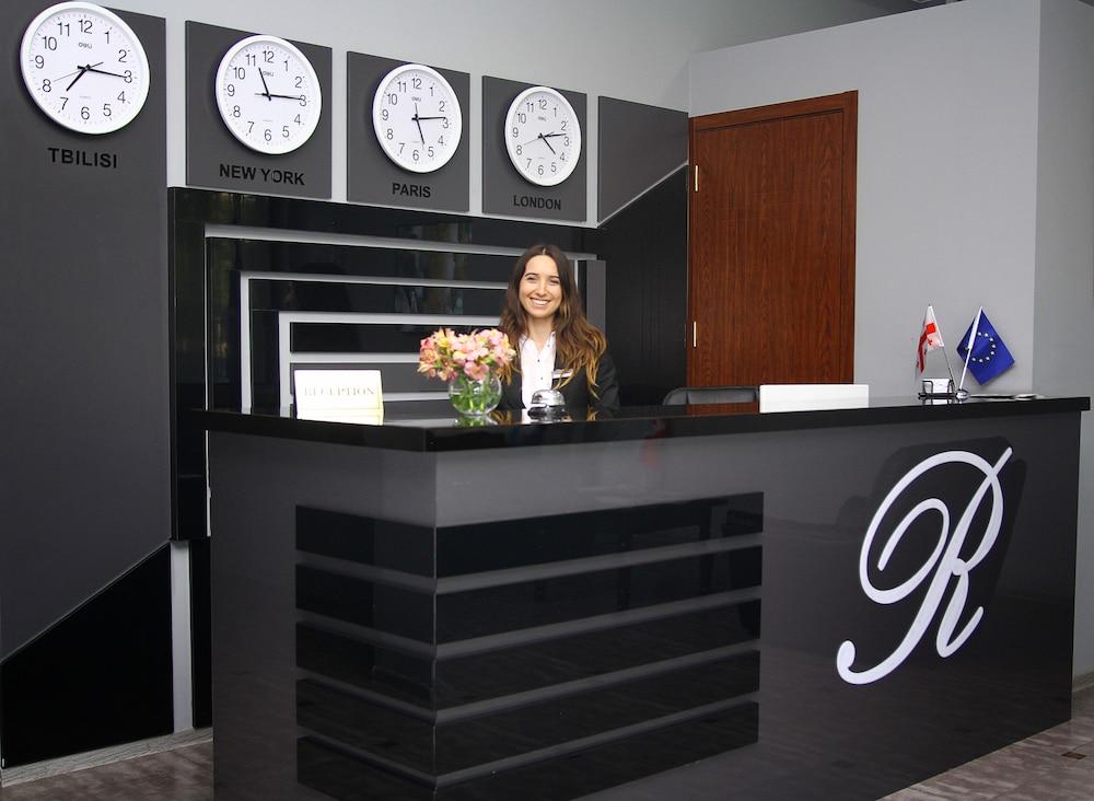 Rogalux Blue Hotel Tbilisi Buitenkant foto