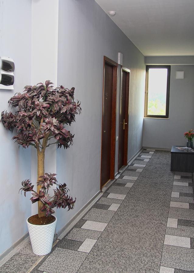 Rogalux Blue Hotel Tbilisi Buitenkant foto