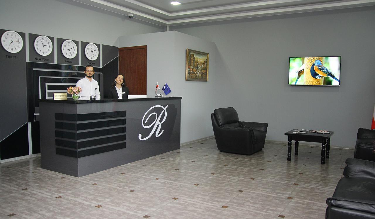 Rogalux Blue Hotel Tbilisi Buitenkant foto