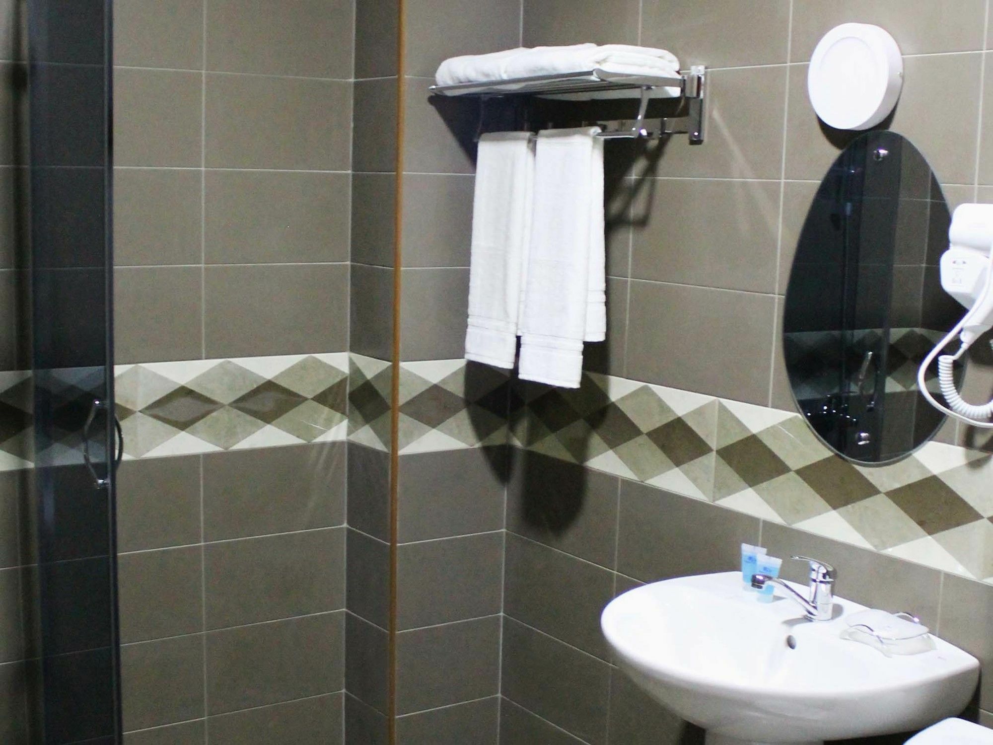 Rogalux Blue Hotel Tbilisi Buitenkant foto