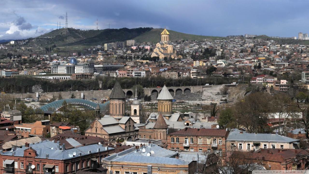 Rogalux Blue Hotel Tbilisi Buitenkant foto